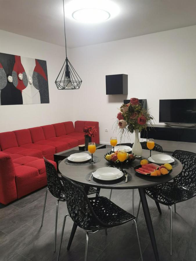 Oasis In The City Near Amfiteatar,Free Parking And Free Wi-Fi Пула Екстериор снимка