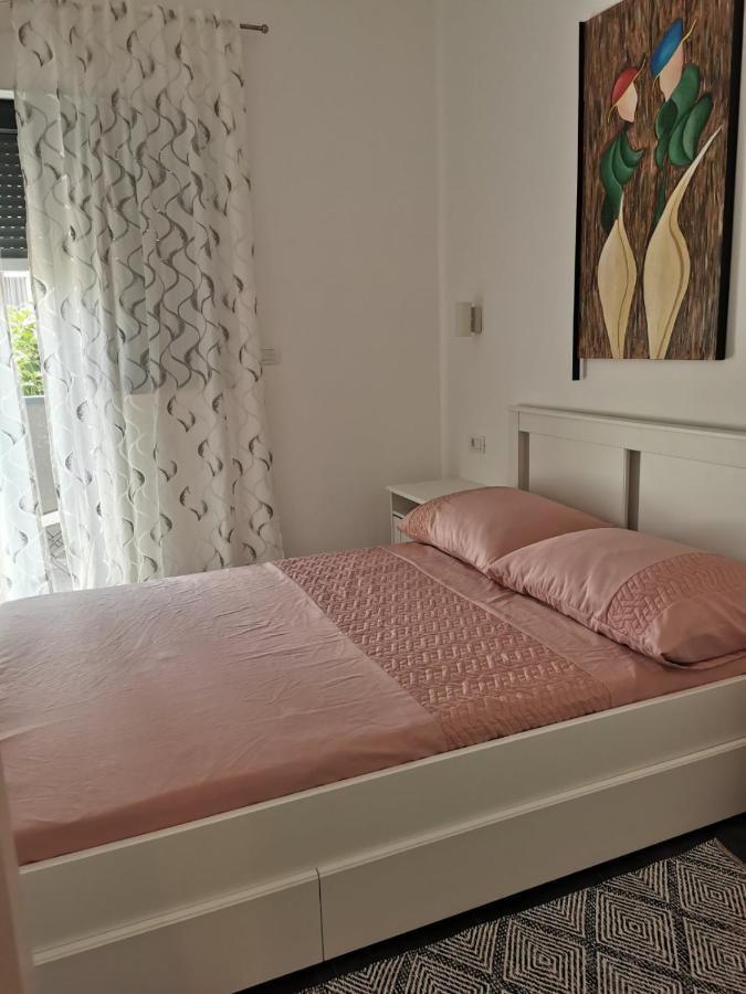 Oasis In The City Near Amfiteatar,Free Parking And Free Wi-Fi Пула Екстериор снимка
